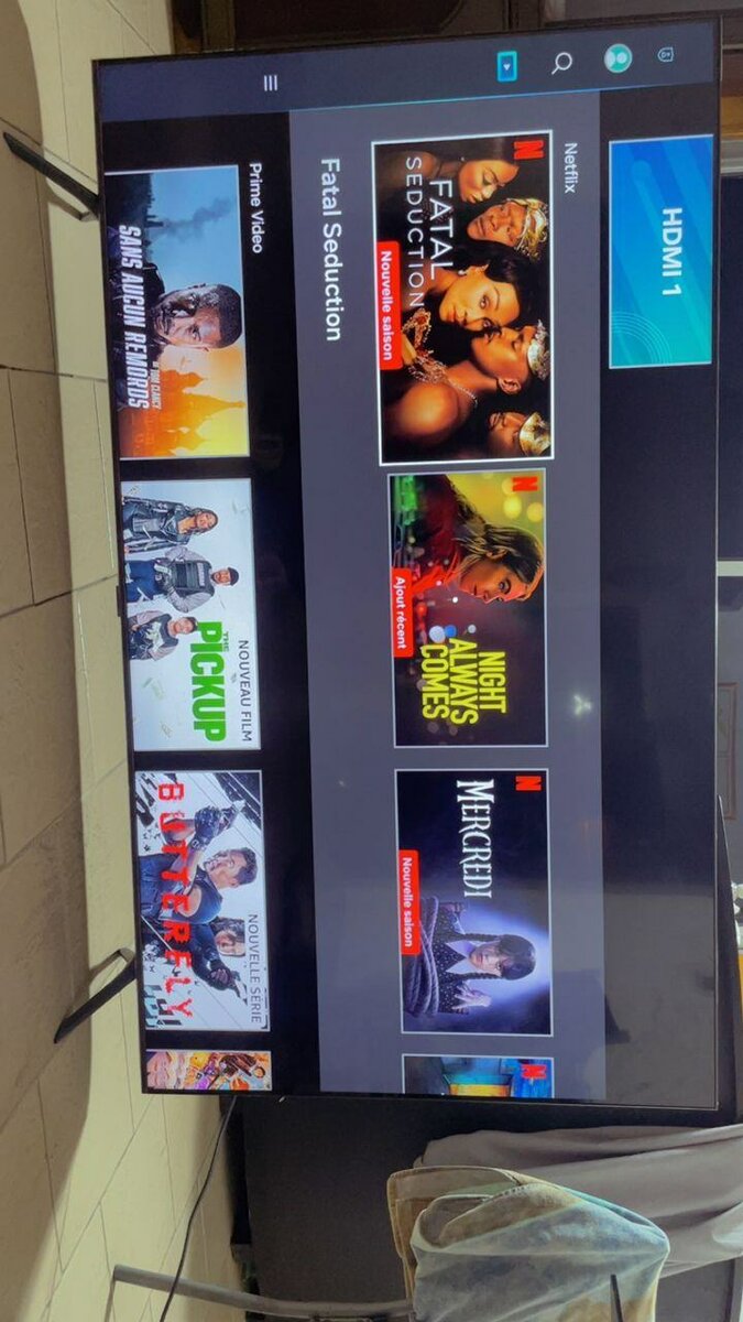 Télévision samsung 70pouces