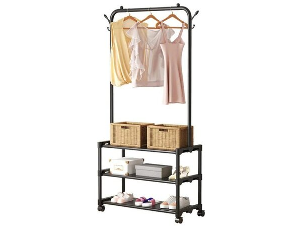 Porte-vêtements avec étagères