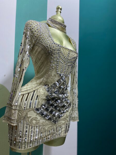 Robe Éblouissante à Strass