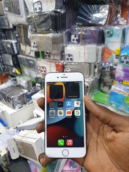 iPhone 7 simple 256giga neuf