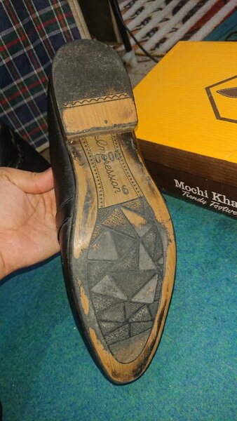 Formal shoes