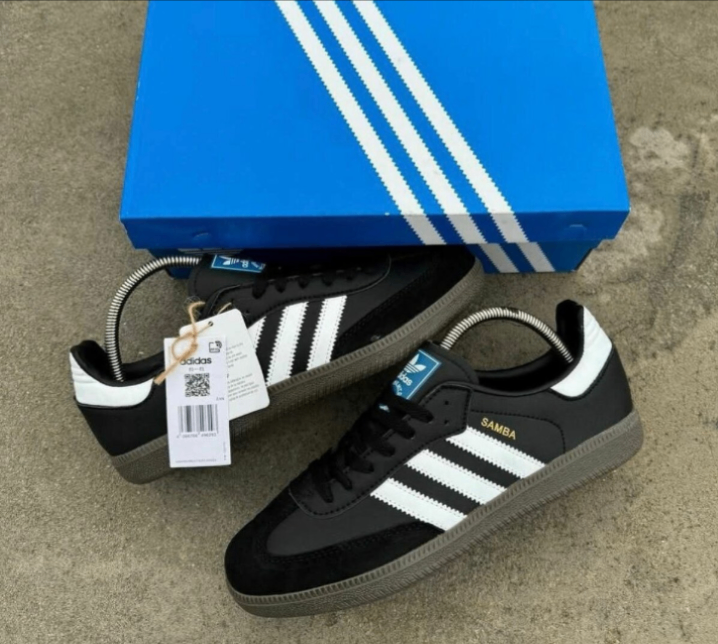Adidas Samba Sneakers