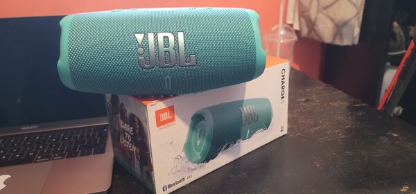 Enceinte Bluetooth JBL Charge5