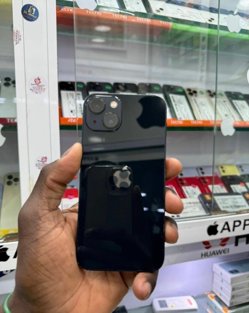 iPhone 13 Noir 256 Go