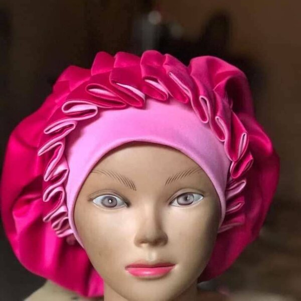 Bonnet en soie réversible
