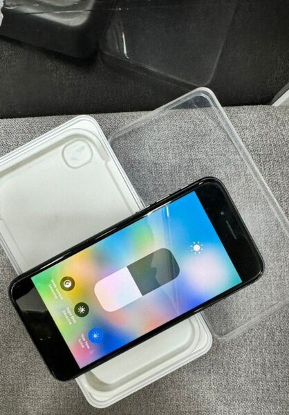 iPhone 8 64GB Noir