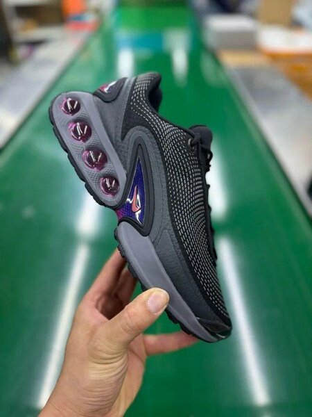 Baskets noires sport unisexes