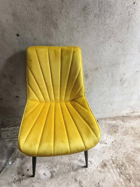 Chaise Jaune Moderne