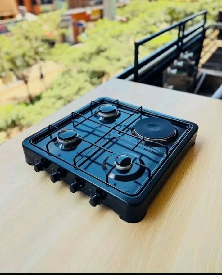 ELECTRIC STOVE WITH HOT PLATE