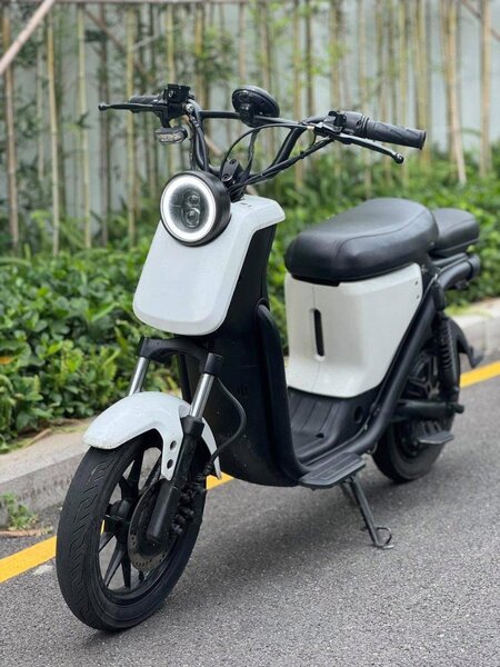 Scooter électrique urbain