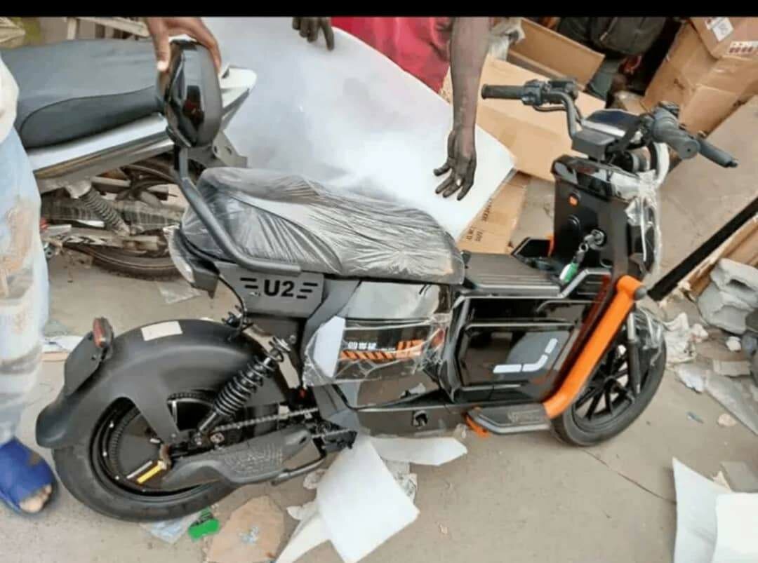 Scooter électrique moderne U2