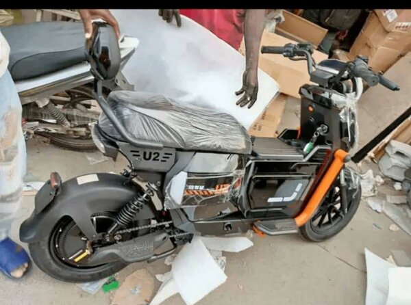 Scooter électrique moderne U2