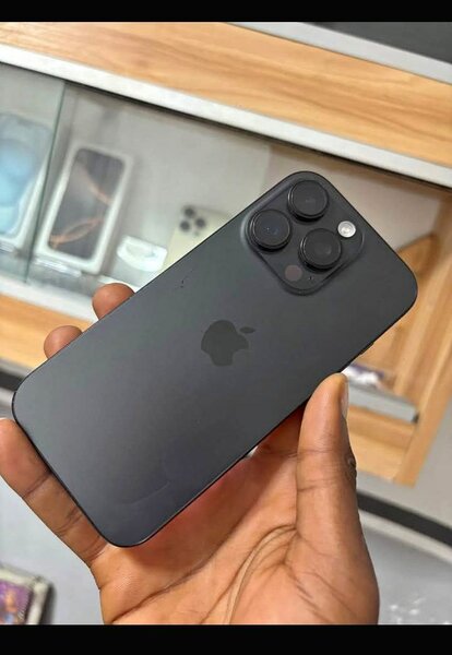 Smartphone Moderne iphone 16pr