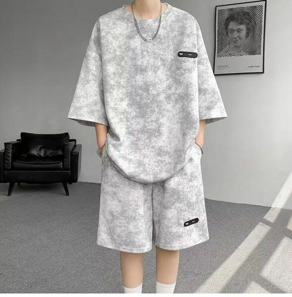 Ensemble tee-shirt et short