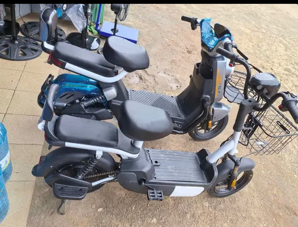 Scooter électrique moderne