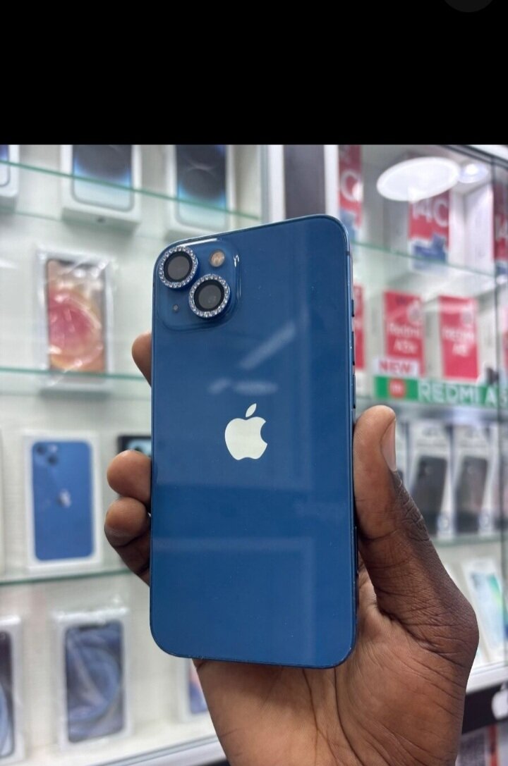 iPhone 13 Bleu Découverte