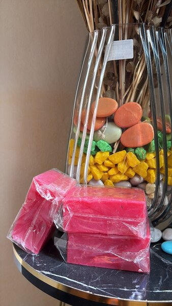 Savon à base de tomate