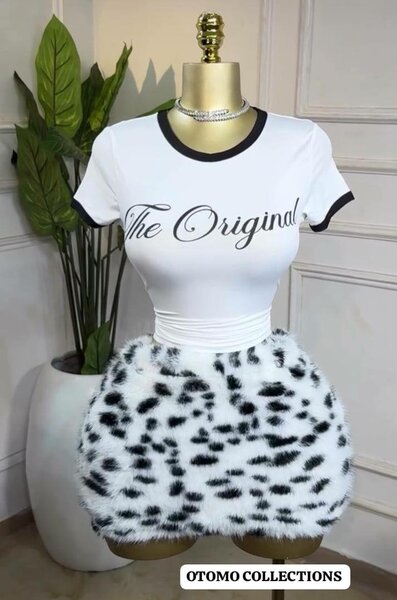 Robe t-shirt et jupe peluche