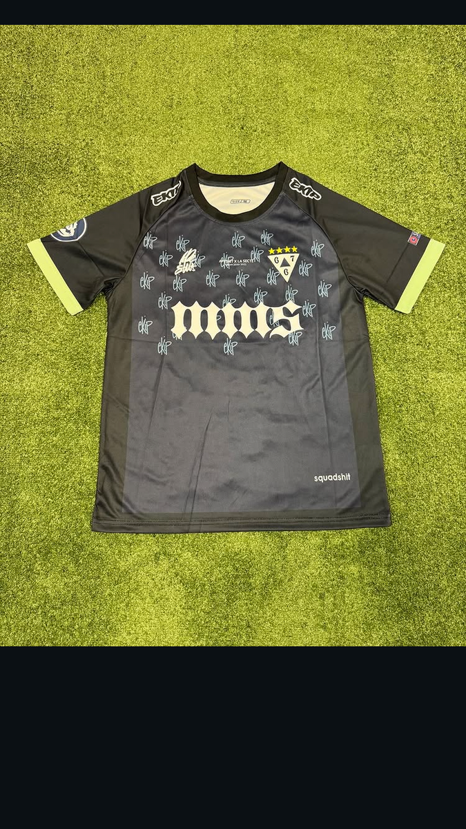 Maillot de football moderne