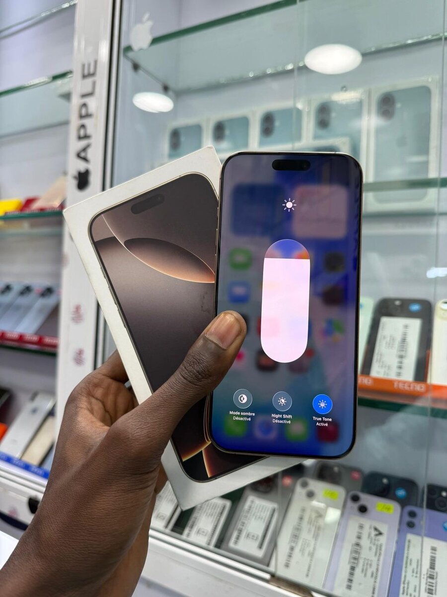 iPhone 16Pro Max Neuf 256GB