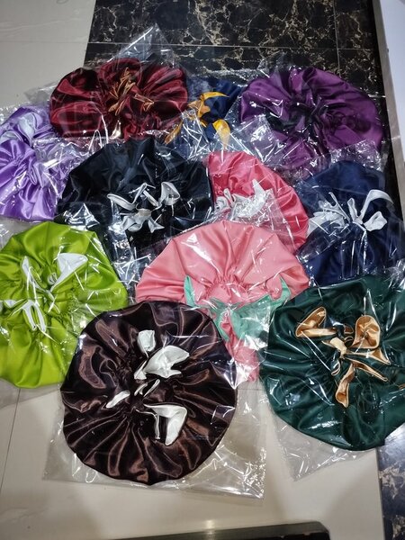 Bonnet de nuit en soie