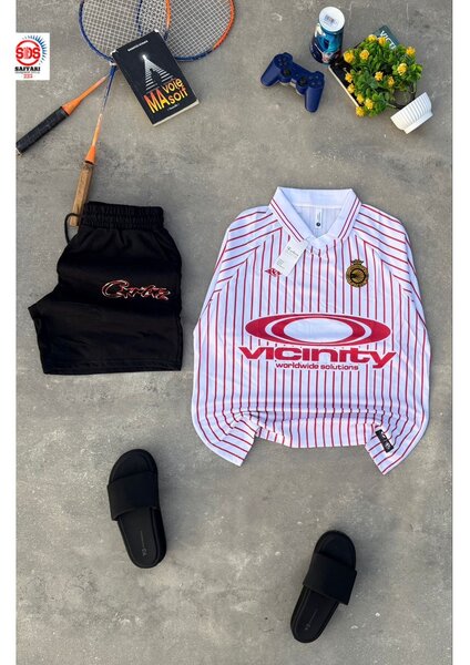 Maillot de football rayé