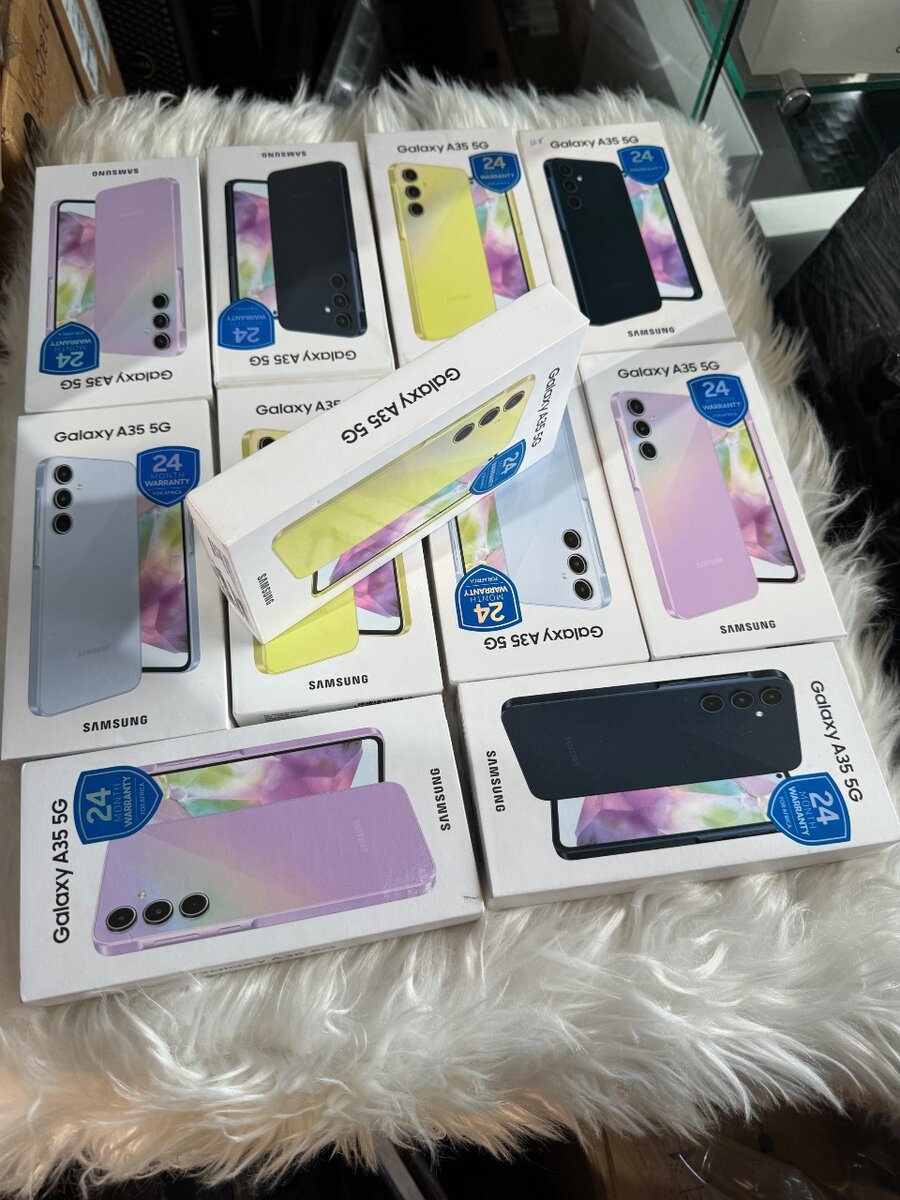 2024 samsung galaxy A35 5G storage 128gb Ram 6GB BRAND NEW