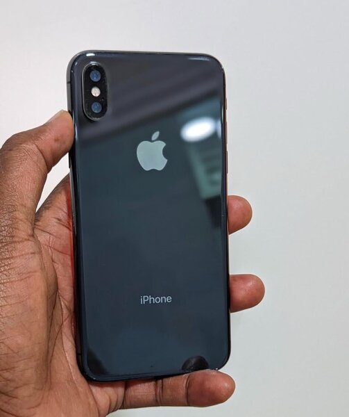 iPhone X