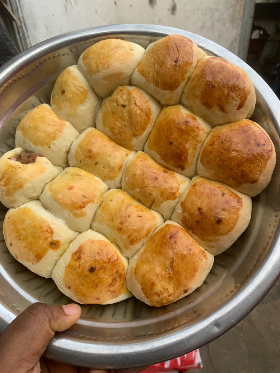 Pastel et pain fourré