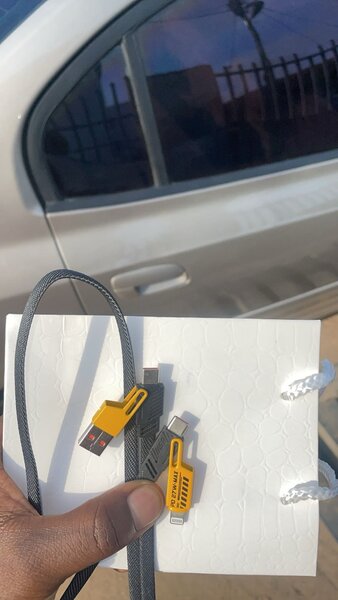 4 in 1 fast charging and data cable