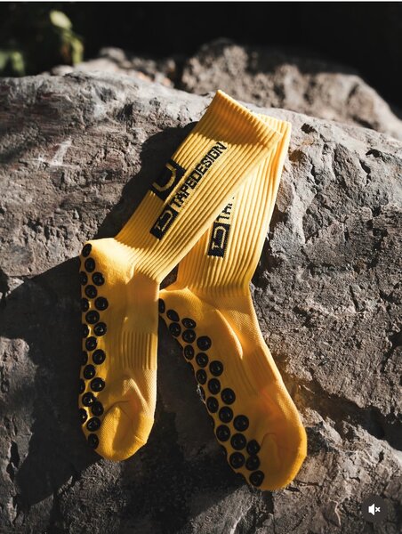 Chaussettes antidérapantes jaunes