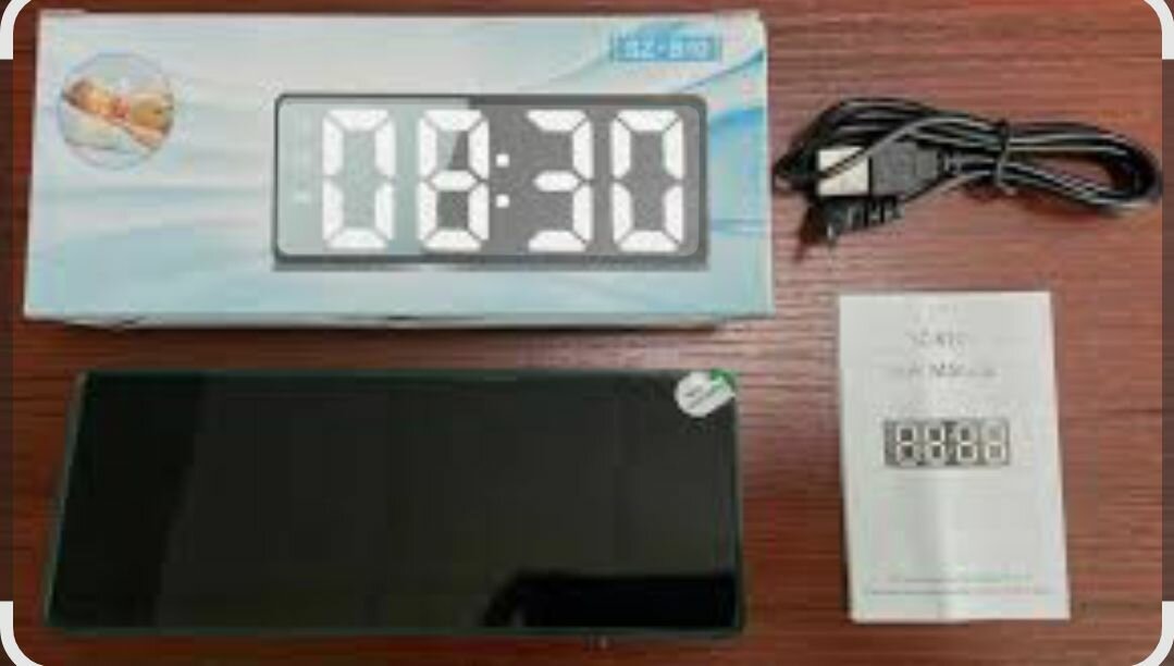 Réveil numérique à LED USB