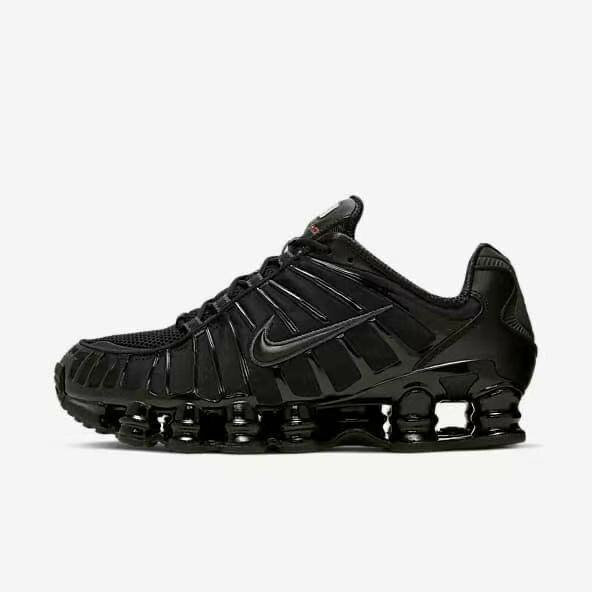 Baskets Nike Shox élégantes