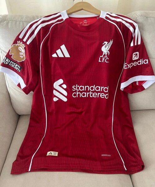 Maillot de foot Liverpool rouge