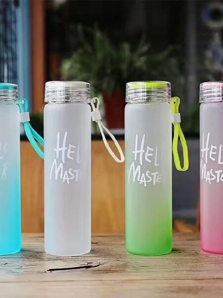 Bouteille d'eau Hello Master
