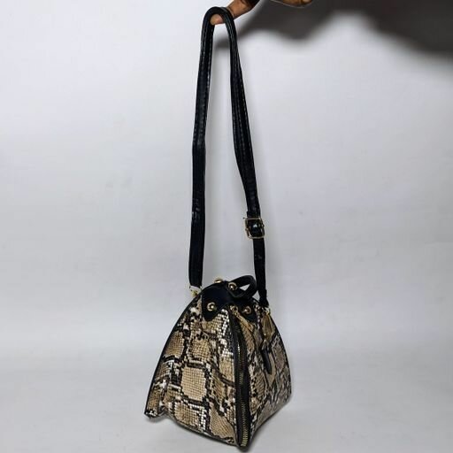 Rhombus snakeskin bag