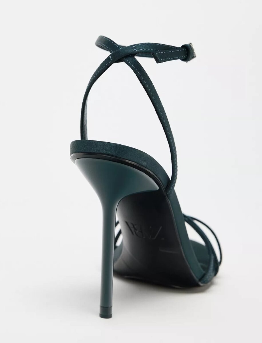 Sandales à talons zara