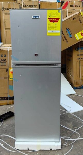 Novo top freezer fridge,145L