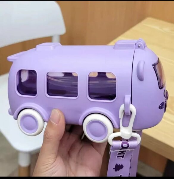 Bouteille d'eau bus pour enfants