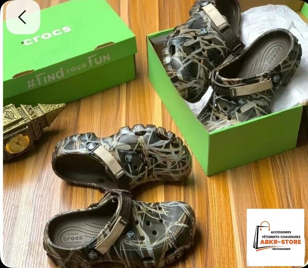 Sabots camouflage légers Crocs