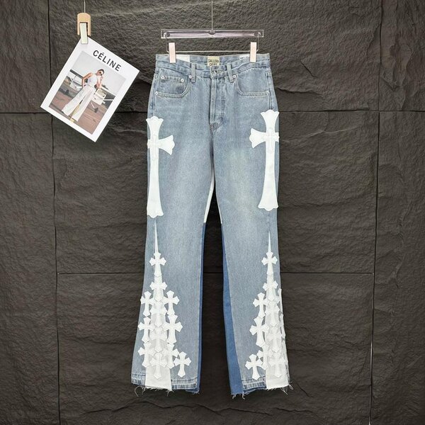 Jean mode avec croix stylées