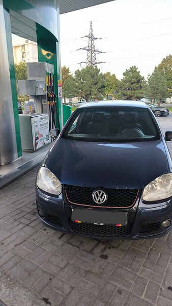 Срочно Golf 7 купэ, 1.6 объем, механика КПП