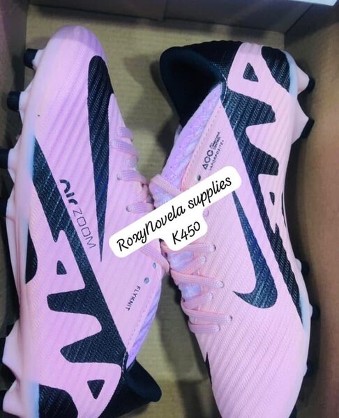 Soccer boots