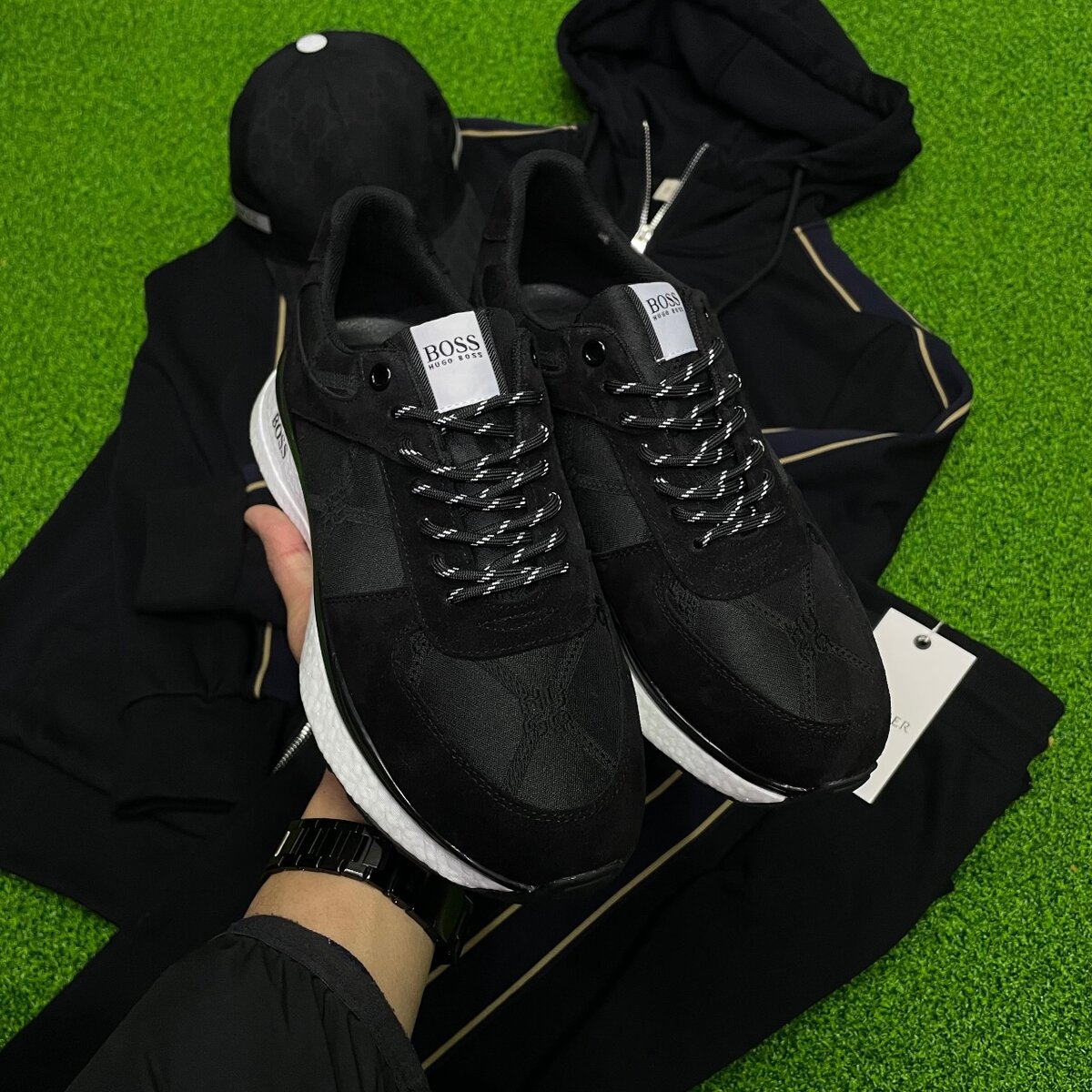 Кроссовки BOSS размеры:41,42