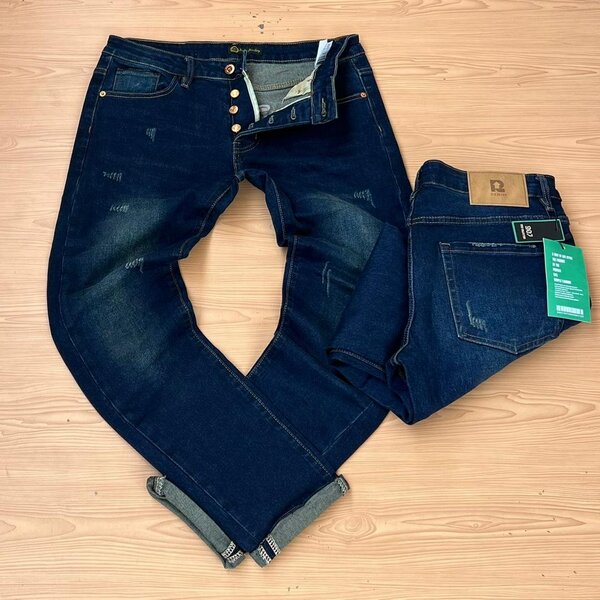 Stock jeans
