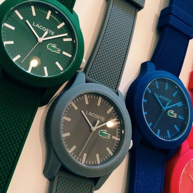 Montres Lacoste
