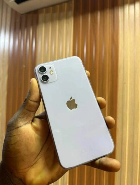 IPHONE 11 SIMPLE