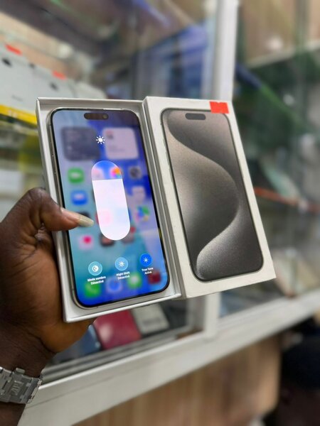 IPhone 15 pro max 256 giga