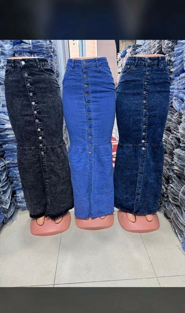 Jupes longues en jean boutonnées
