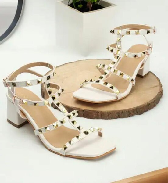 Sandales élégantes à nœud